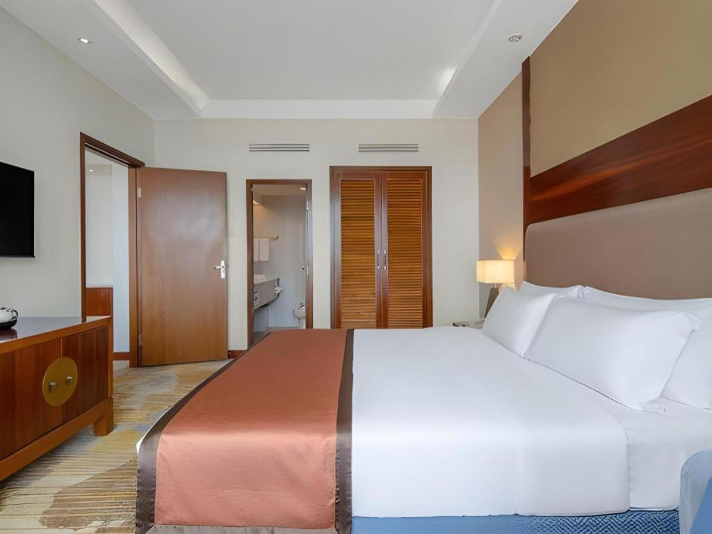 Baohua Harbour View Hotel Хайкоу Экстерьер фото